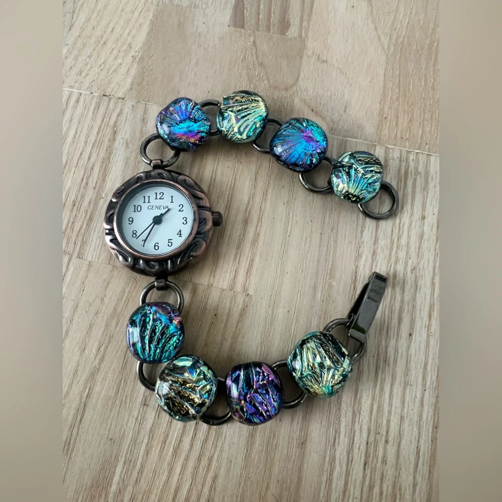 Geneva ladies dichroic glass bracelet watch NEW BATTERY